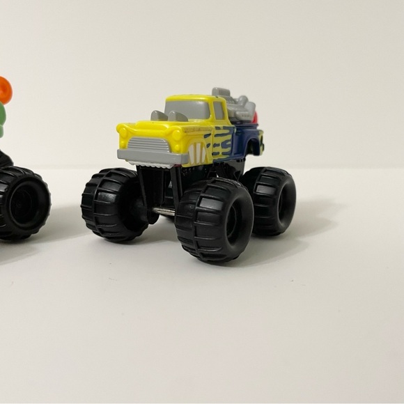 Vintage Mattel Hot Wheels Attack Pack Monster Cars Lot of 3 - Picture 2 of 15